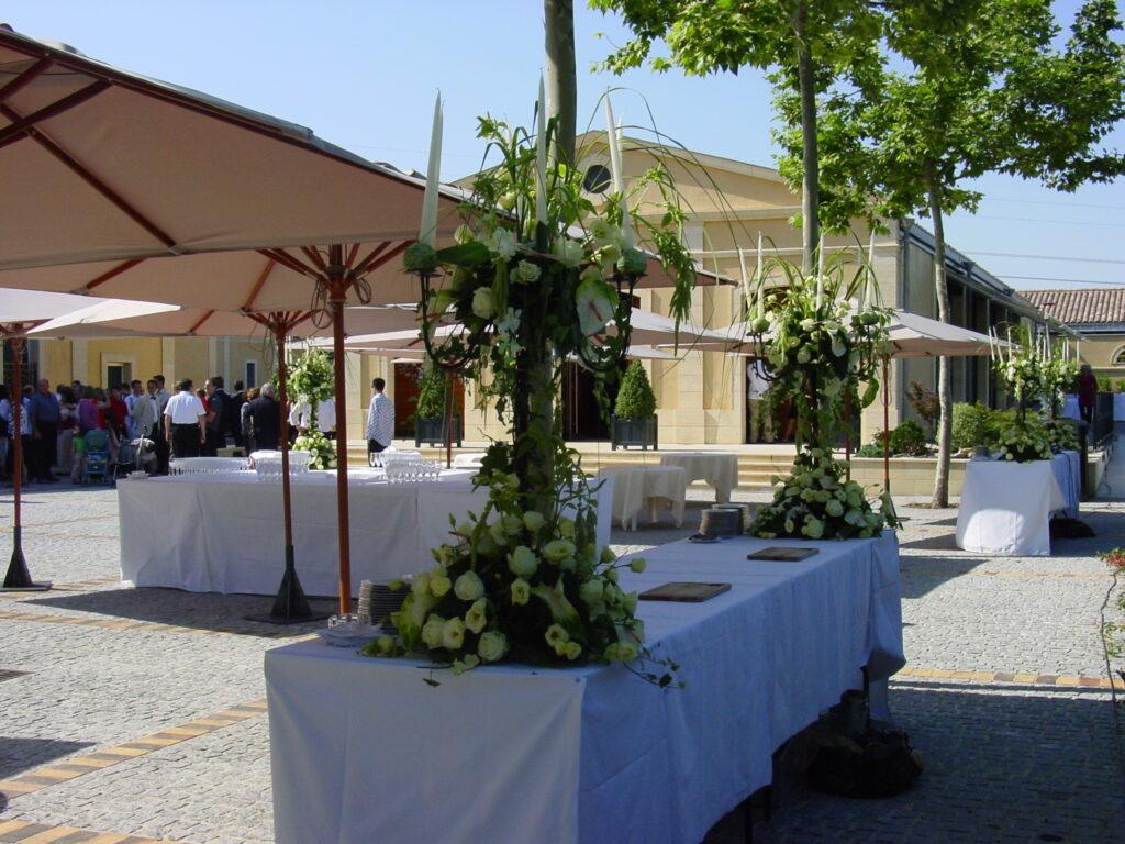COCKTAIL-DANS-LA-COUR-DHONNEUR.jpg
