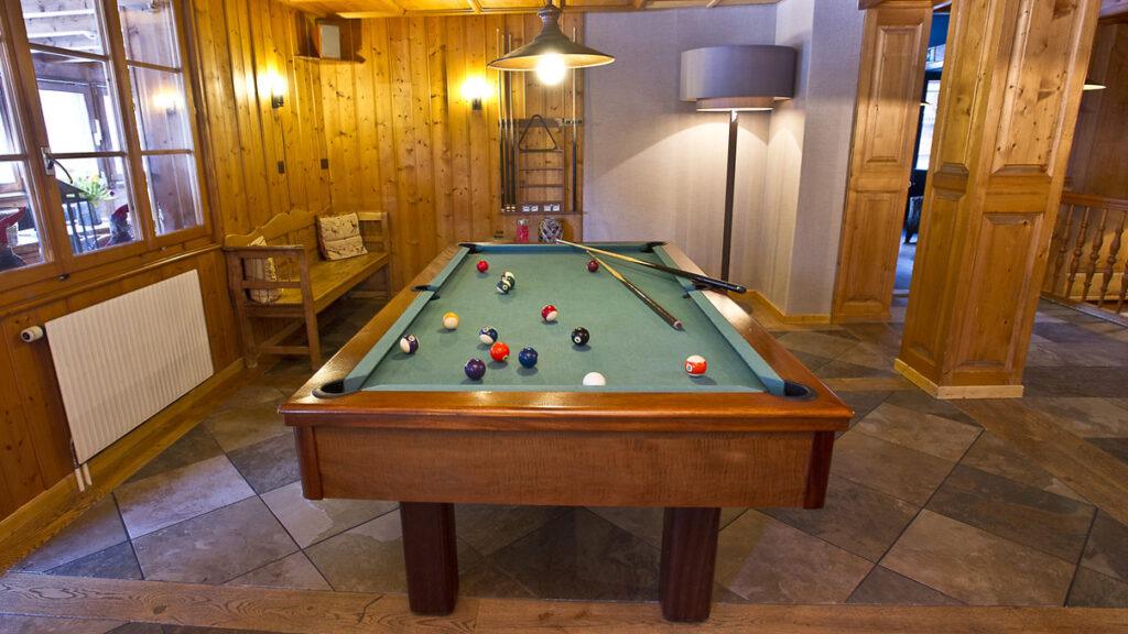 chateauform-chalets-champery-1lieu1salle-meetings.jpg