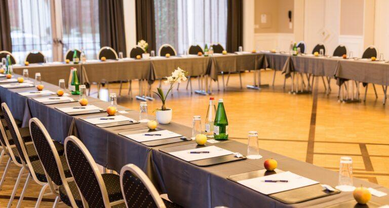everness-hotel-1lieu1salle-conferences.jpg