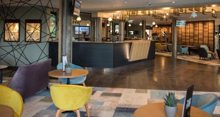everness-hotel-1lieu1salle-event.jpg