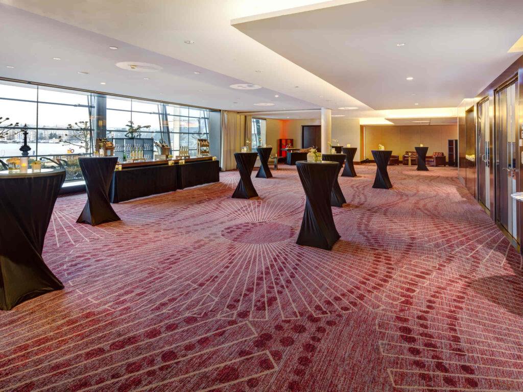https://www.accorhotels.com/B748