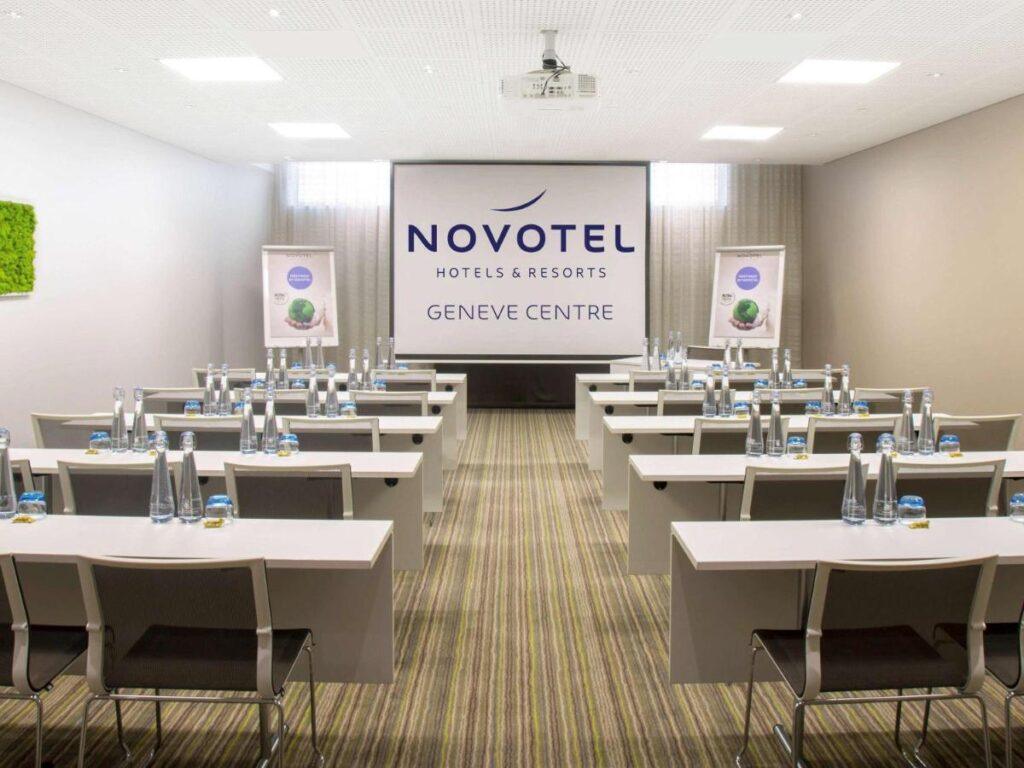 novotel-geneve-centre-1lieu1salle-conference.jpg