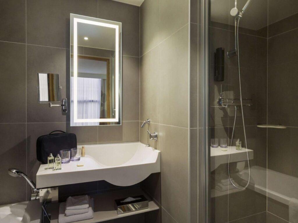 novotel-geneve-centre-1lieu1salle-seminaires.jpg
