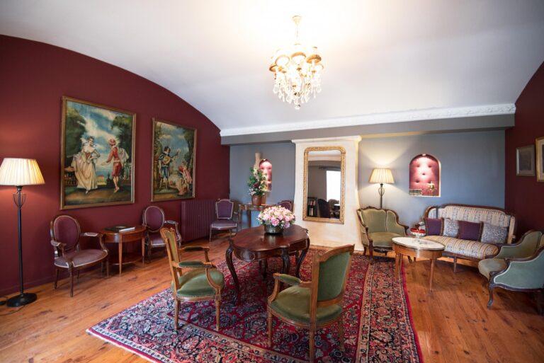 6-Montaigne-01-scaled-1.jpg