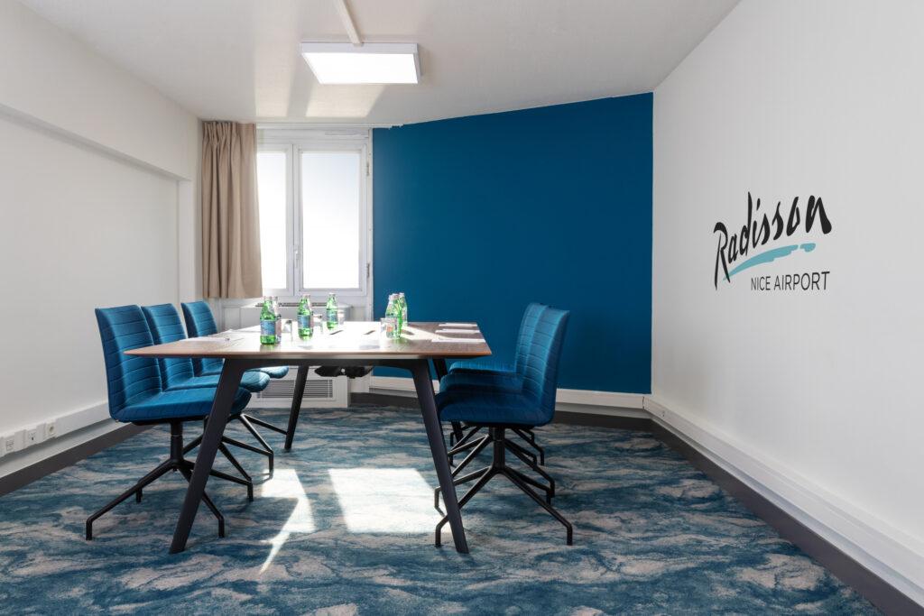 Radisson-Nice-Airport_Photos-by-White-Kitchen_300dpi_031b-scaled-1.jpg