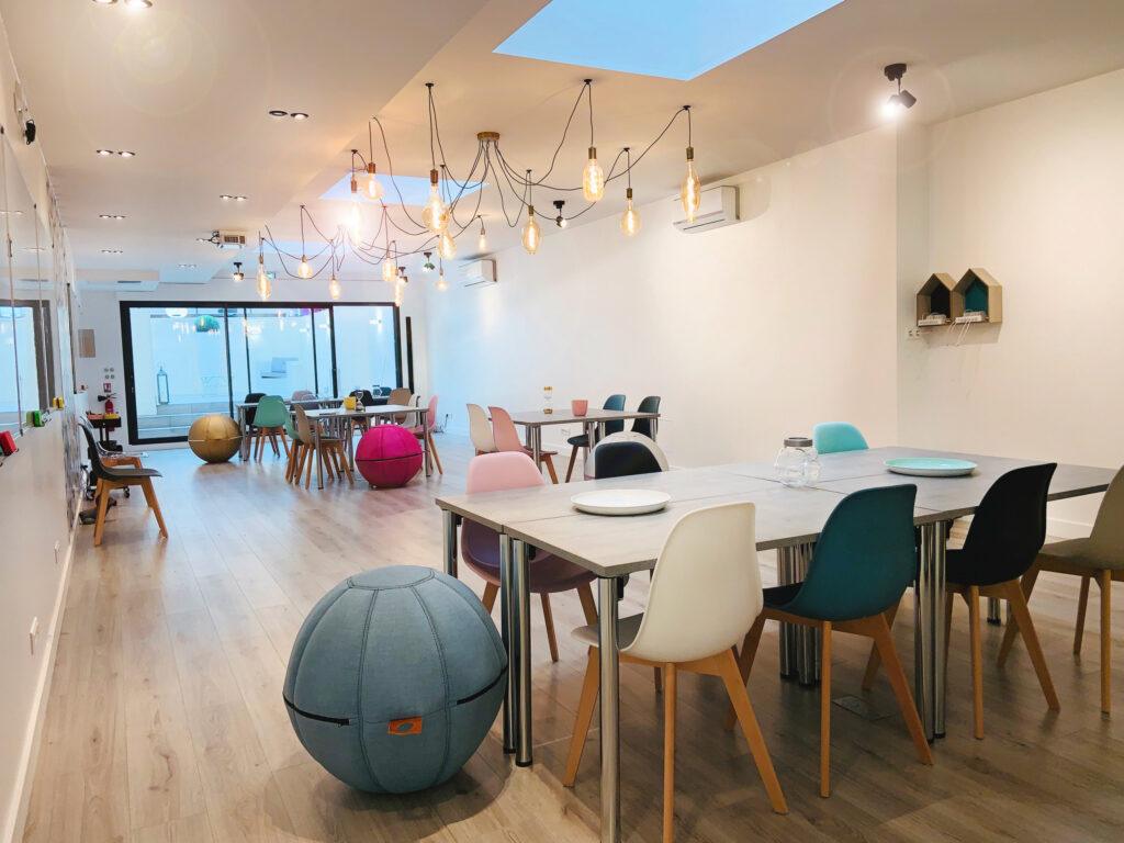 CREATIVE_ROOM-@-LE-67-MEETING-PLACE-scaled-1.jpg