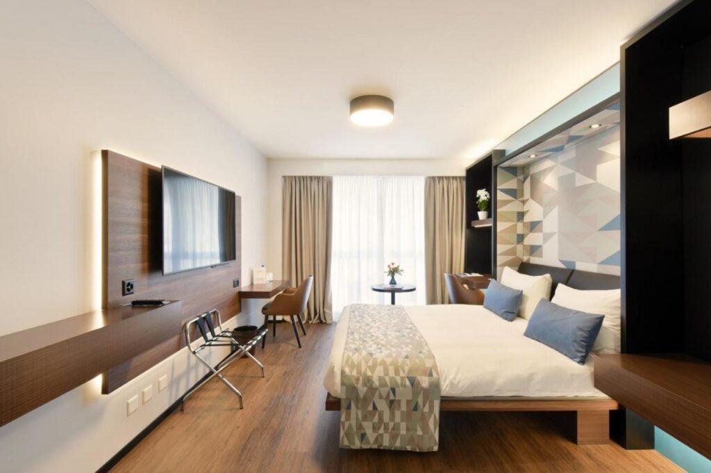 astra-hotel-vevey-1lieu1salle-seminaire.jpg