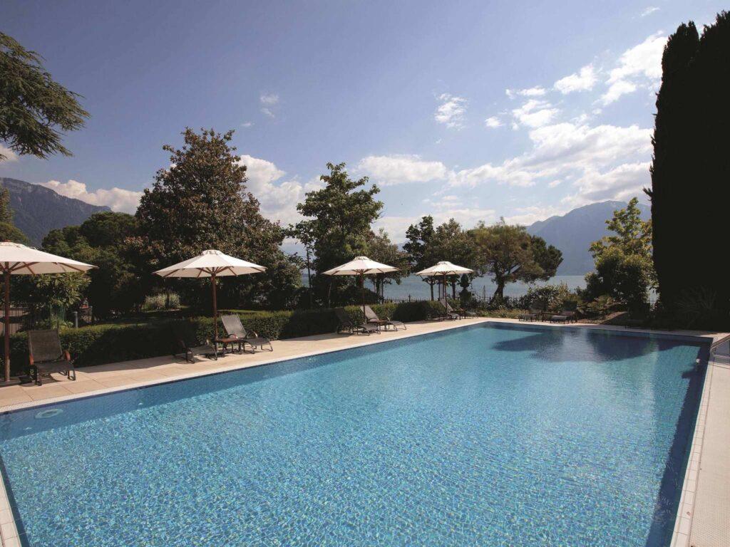 ? Fairmont Le Montreux Palace ?