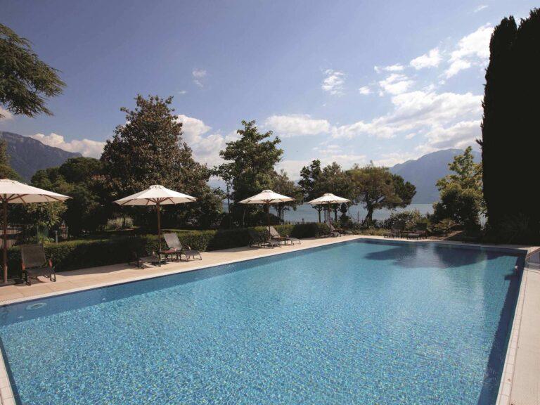 ? Fairmont Le Montreux Palace ?