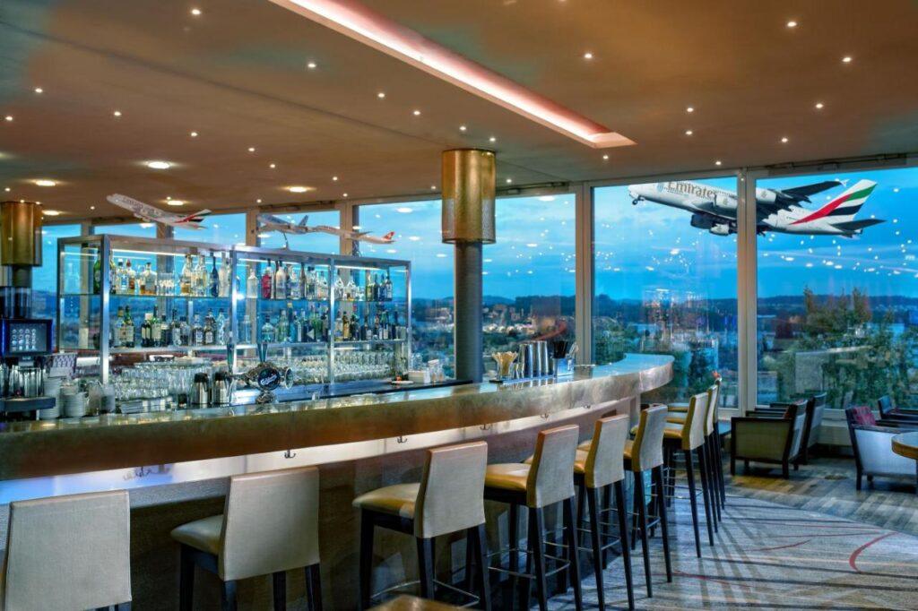 hilton-zurich-airport-1lieu1salle-evenement.jpg