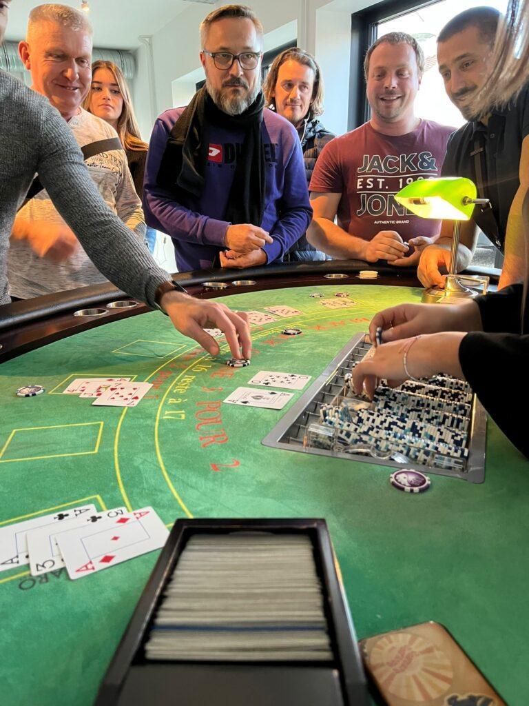 TEAMBUILDING-CASINO.jpg
