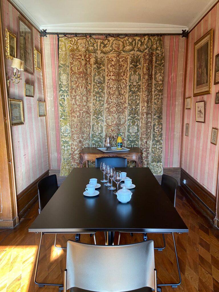 Petit-salon-bibliotheque-2.jpg