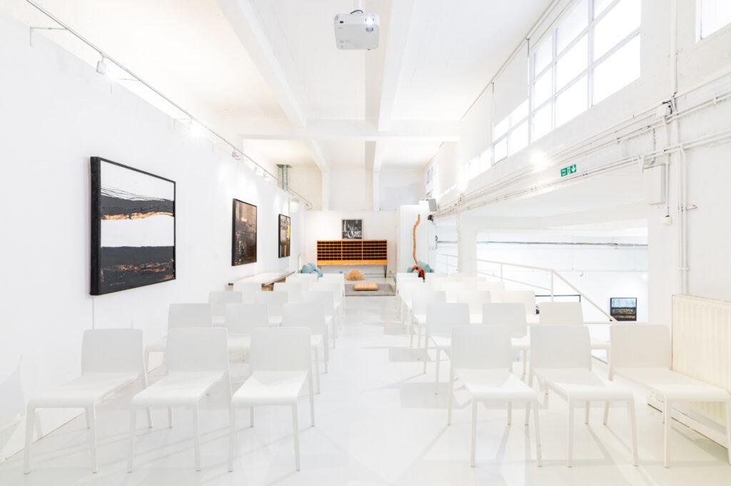 9-Mezzanine-pleniere-Loft-4-40-Lyon-seminaire-evenement-scaled-1.jpg