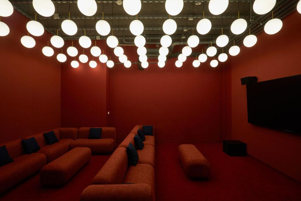 TheSocialHub_Toulouse_Detail_Interior_Cinema_2023-scaled-1.jpg