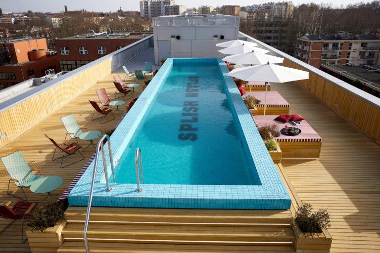 TheSocialHub_Toulouse_Exterior_Rooftop_Pool_2023_003-scaled-1.jpg