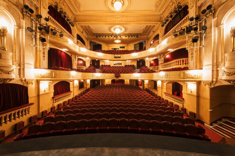 Theatre-Edouard-7-Auditorium-3-scaled-1.jpg
