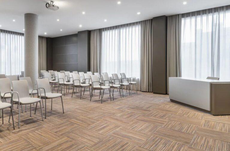 ac-alicante-1lieu1salle-conference.jpg