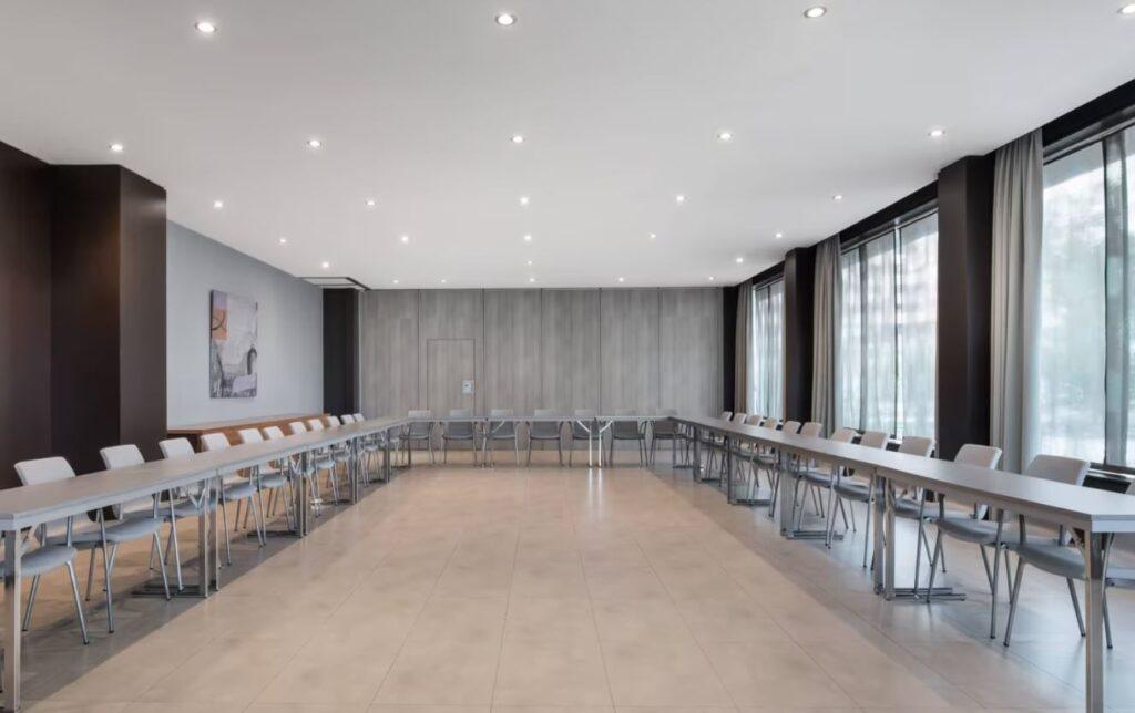 ac-alicante-1lieu1salle-meetings.jpg