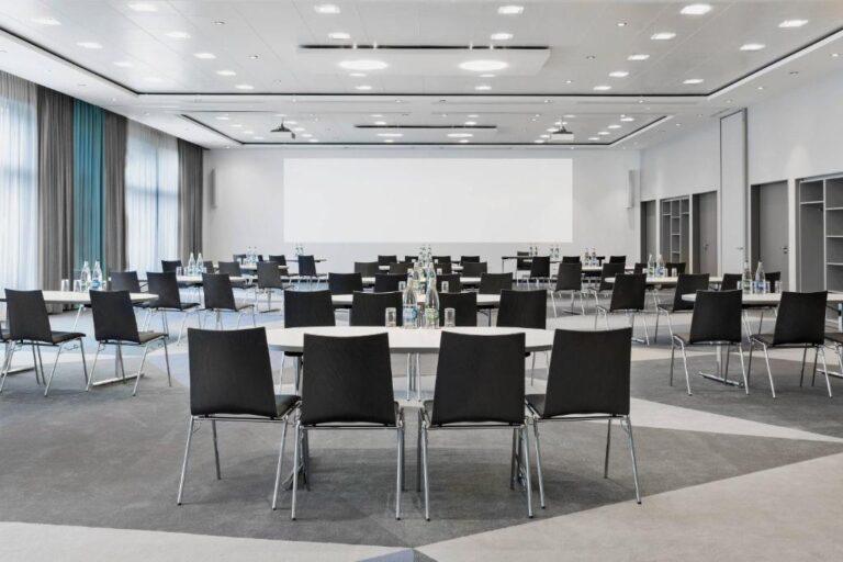 courtyard-zurich-north-1lieu1salle-meeting.jpg