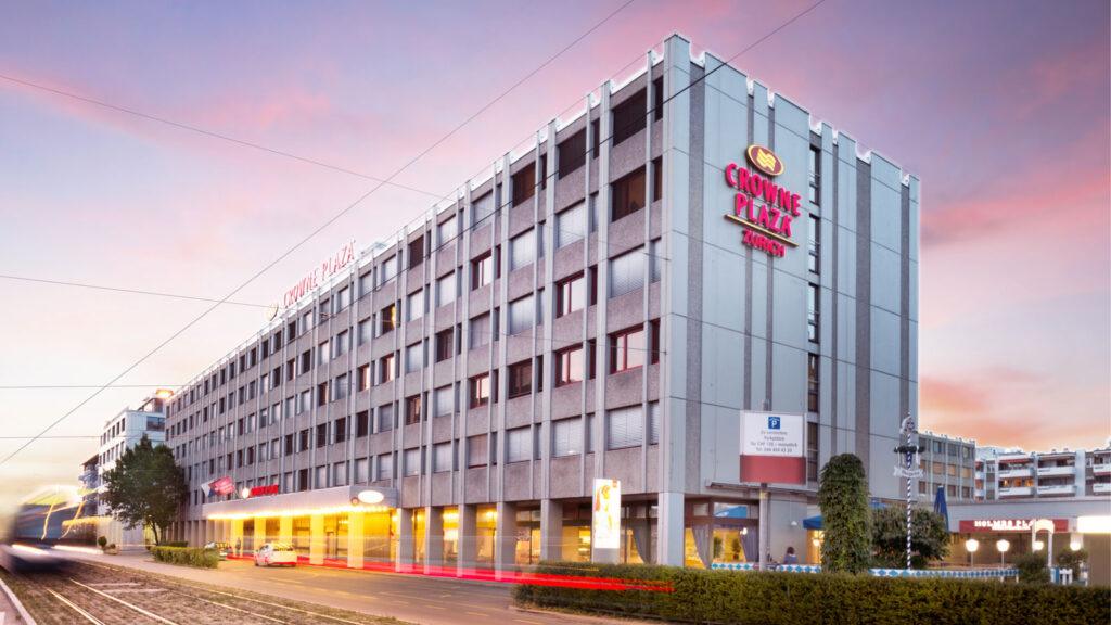 crowne-plaza-zurich-1lieu1salle-seminaires.jpg