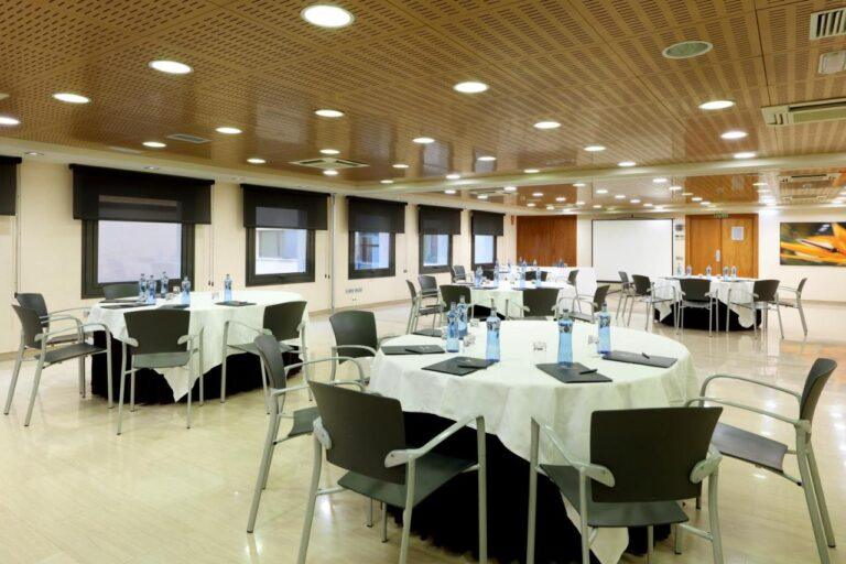 eurostars-centrum-alicante-1lieu1salle-meeting.jpg