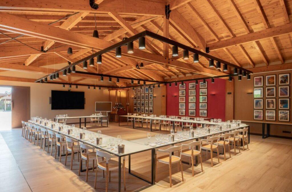 marques-de-riscal-1lieu1salle-conference.jpg