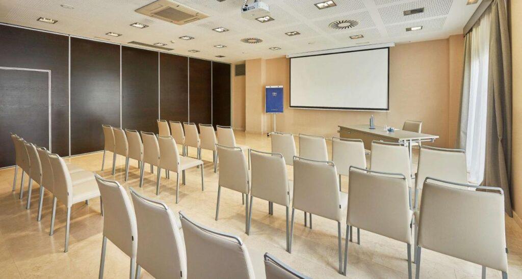 nh-alicante-1lieu1salle-reunions.jpg