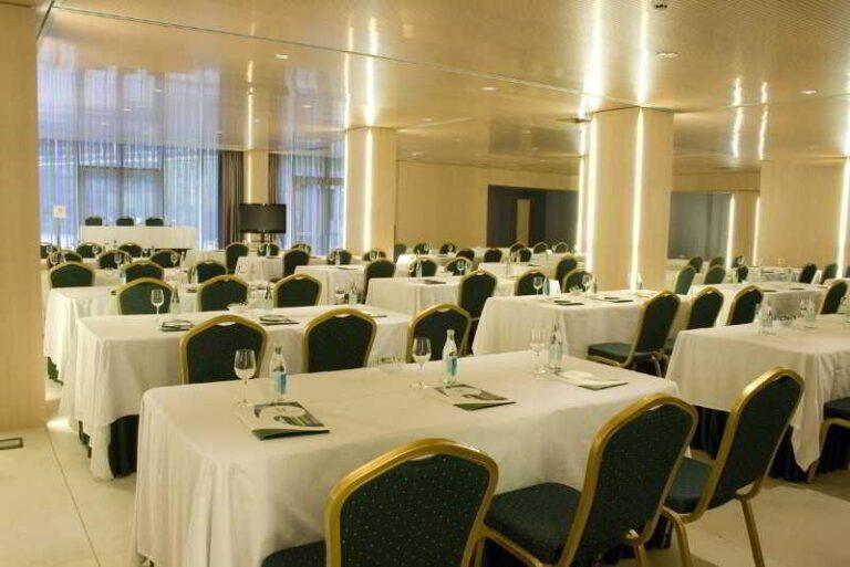 sercotel-jardines-uleta-suites-1lieu1salle-conferences.jpg