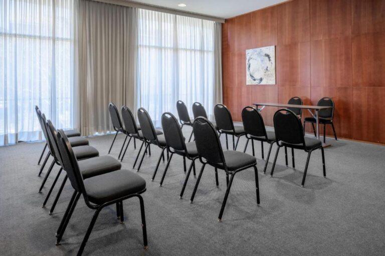 ac-guadalajara-1lieu1salle-conferences.jpg