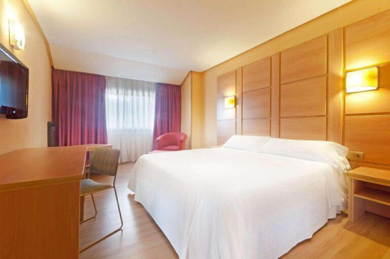 hotel-puertollano-1lieu1salle-evenements.jpg