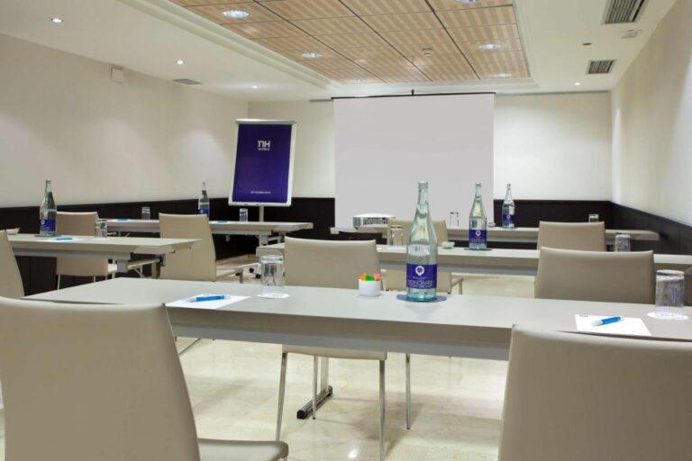nh-ciudad-santander-1lieu1salle-meetings.jpg