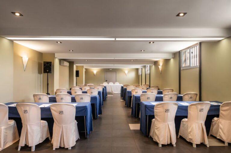 rio-badajoz-1lieu1salle-conference.jpg