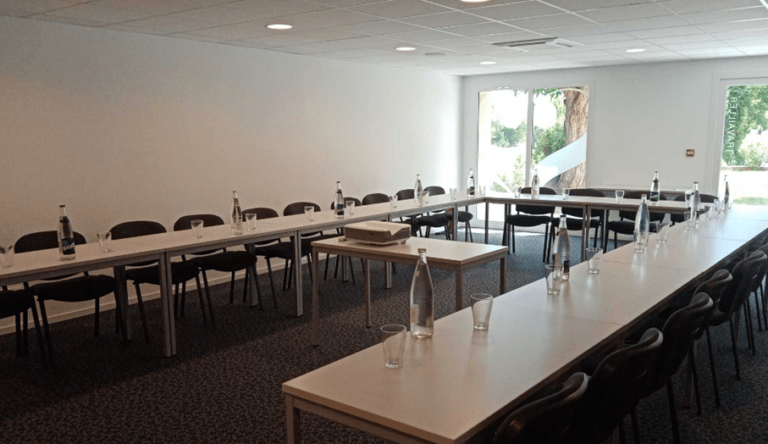 salle-de-seminaire.png