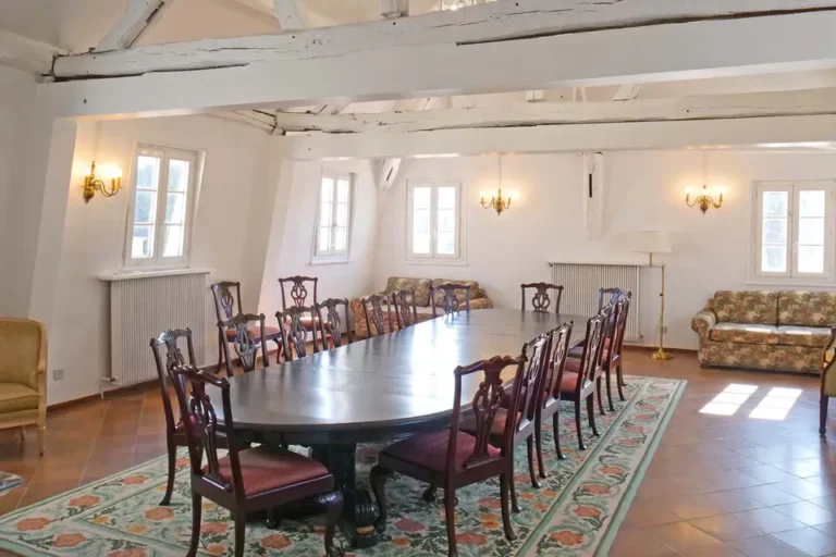 salle-des-presidents-2_3_263975-164708985411594.webp