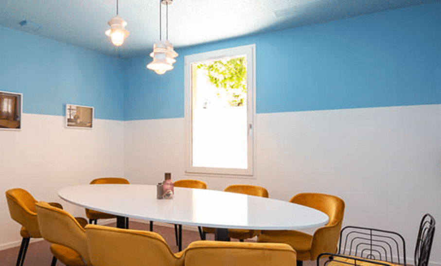salle-salon-bleu.png
