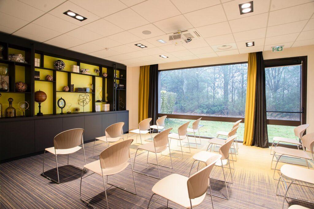 Seminaires-FEVO-Geneve-Apt-Ferney-Voltaire-Salle-Montesquieu-2.jpg