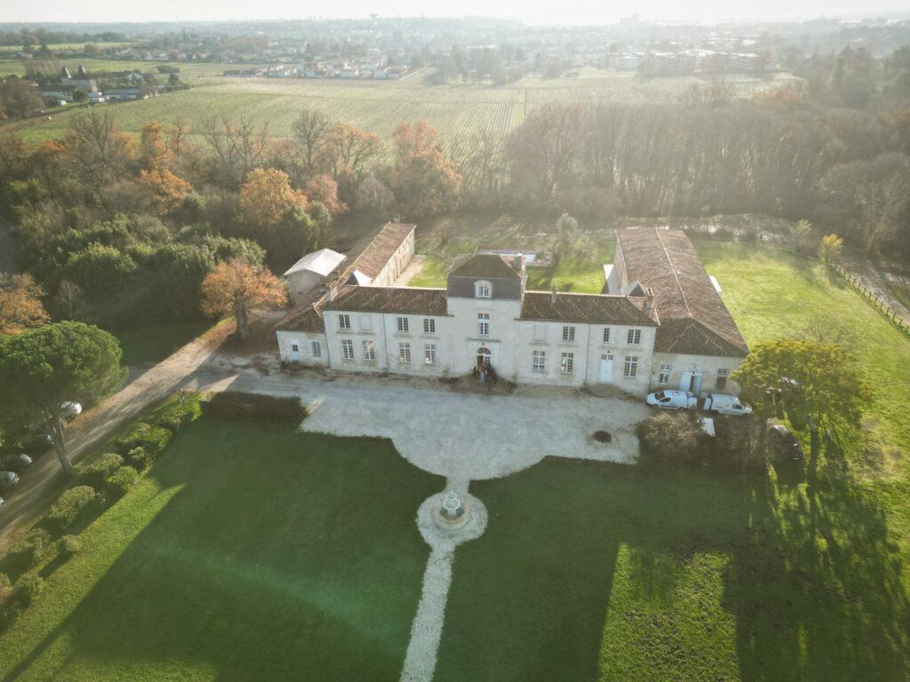 Vue-chateau-drone-scaled-1.jpg