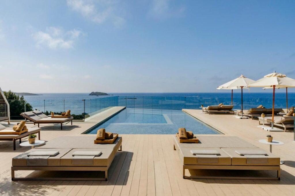 me-ibiza-1lieu1salle-events.jpg