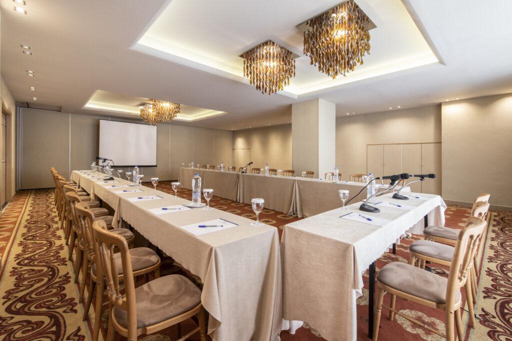 samalia-hotel-1lieu1salle-convention.jpg