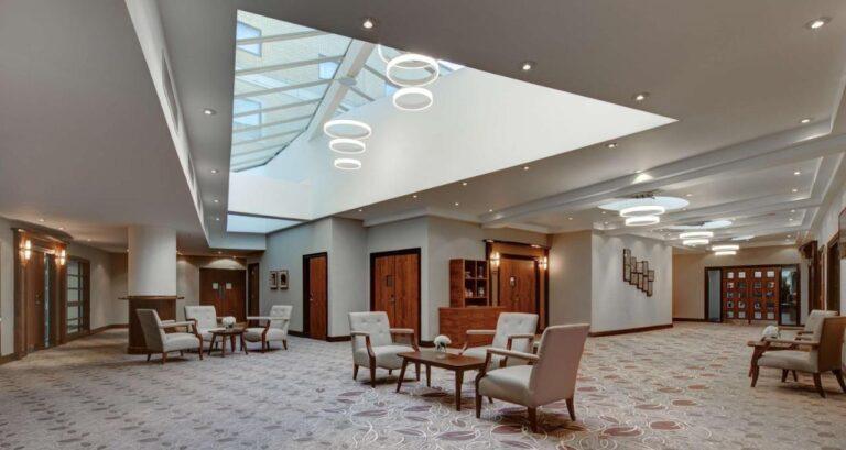 Hilton-DoubleTree-by-Hilton-Cambridge-City-Centre-1lieu1salle-2.jpg