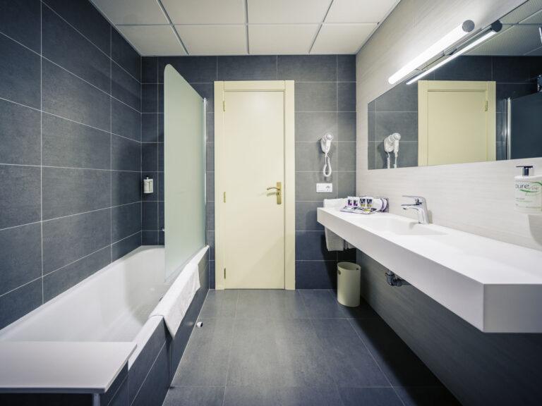 Mercure Carlton Rioja