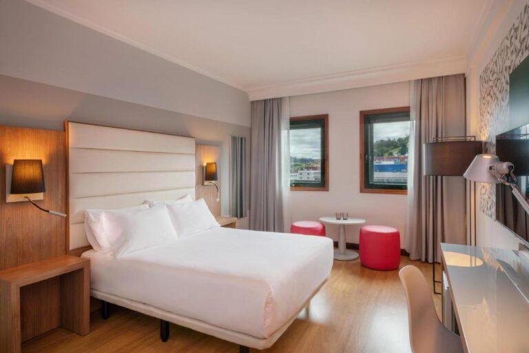 santiago-plaza-melia-1lieu1salle-evenements.jpg