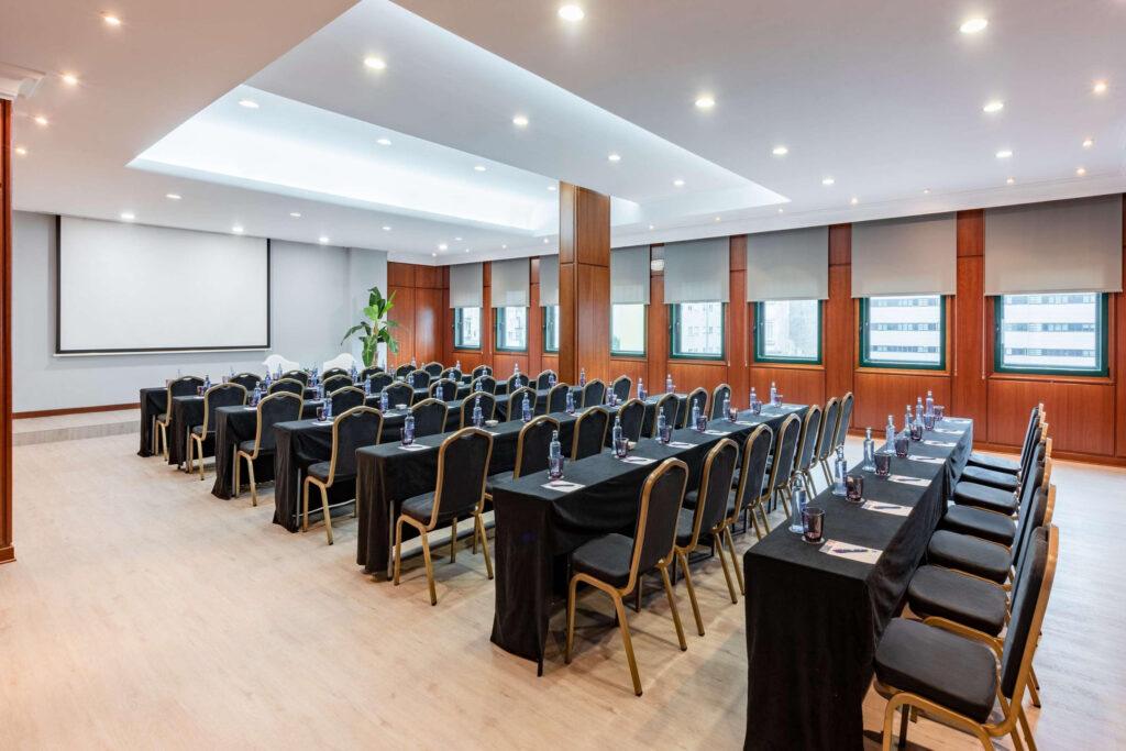 santiago-plaza-melia-1lieu1salle-meetings-scaled-1.jpg