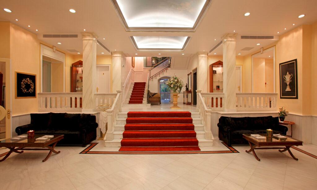 theoxenia-palace-1lieu1salle-convention.jpg