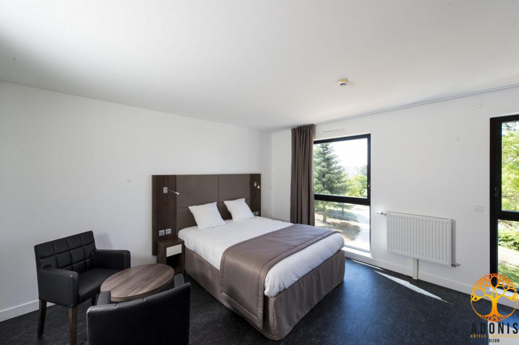 CHAMBRE-DBL-scaled-1.jpg