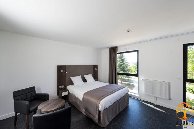 CHAMBRE-DBL-scaled-1.jpg
