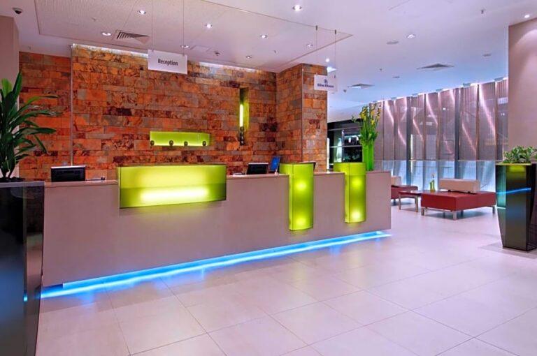 Hilton-London-Canary-Wharf-1LIEU1SALLE.jpg