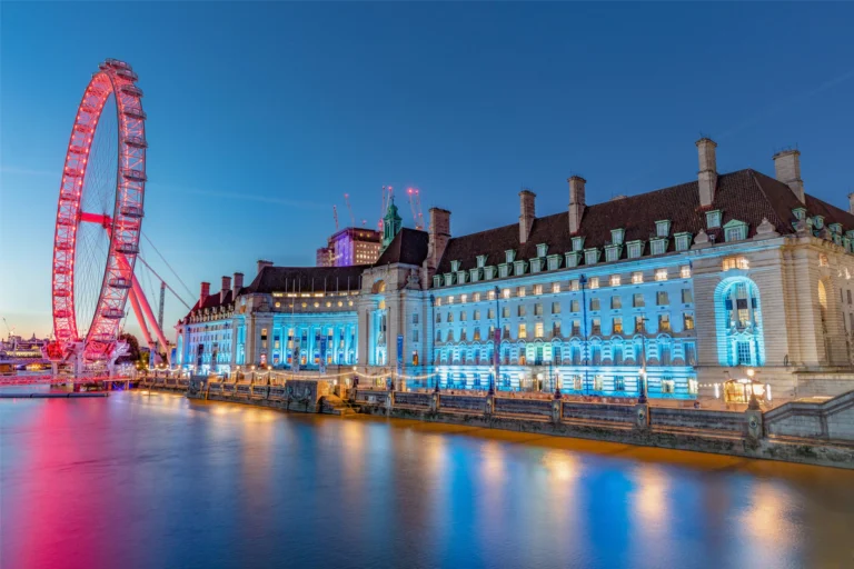 London-Marriott-Hotel-County-Hall-exterieur-1lieu1salle.webp
