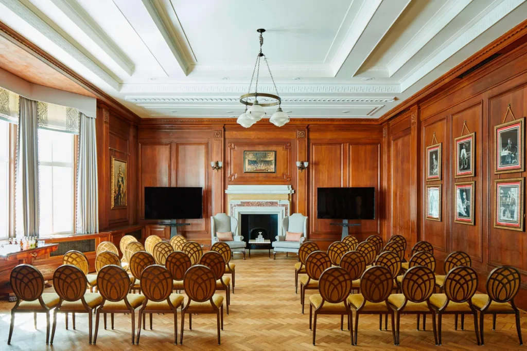 London-Marriott-Hotel-County-Hall-salle-de-reunion-1lieu1salle.webp