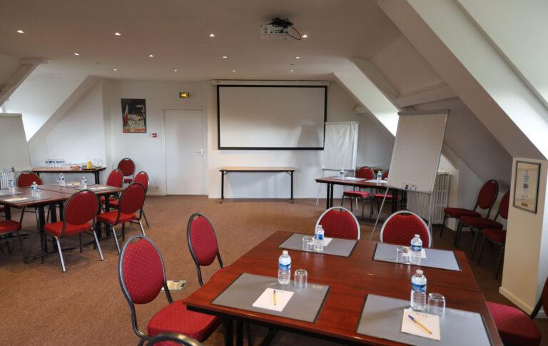 SALLE-HT-5-scaled-1.jpg